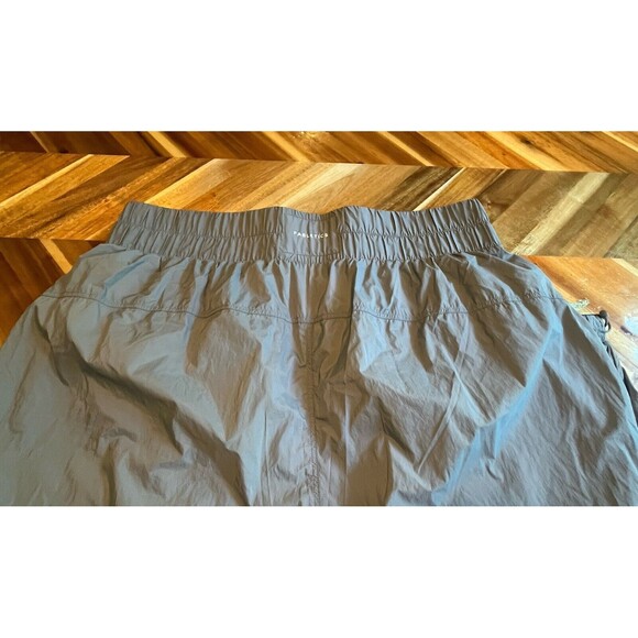Fabletics Womens Pants Size 4XL Ultra High Waisted Piped Nylon Jogger Gray Nylon - Picture 4 of 7
